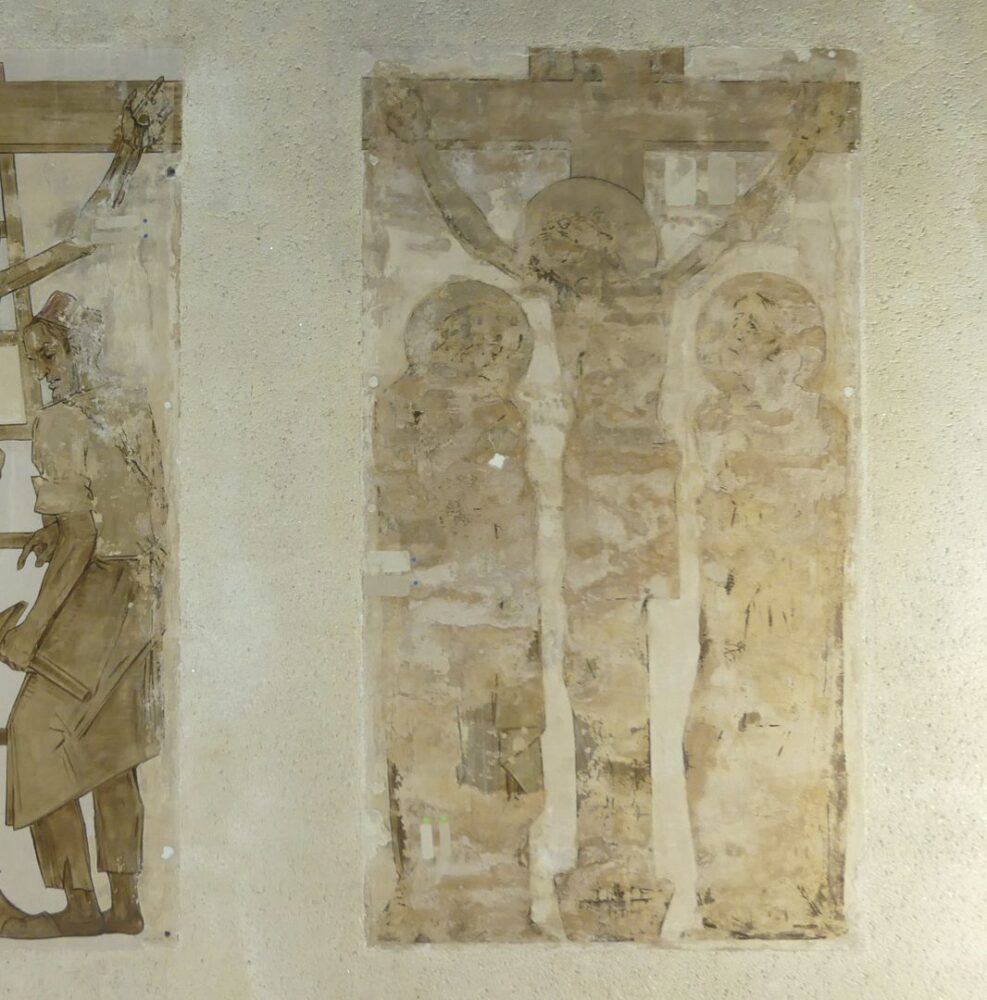 Wandgemälde nach Entfernung akuter Salzausblühungen und abgerollter Malschichtreste